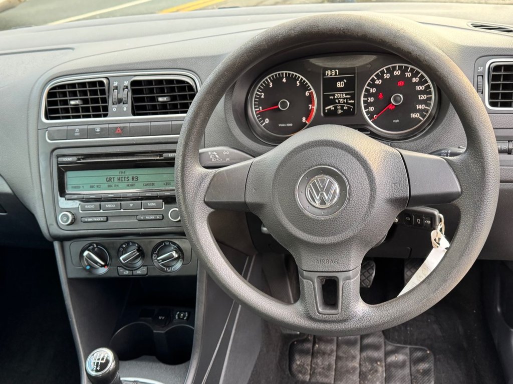Used Volkswagen Polo 2011 for sale - 76848365: Photo 22