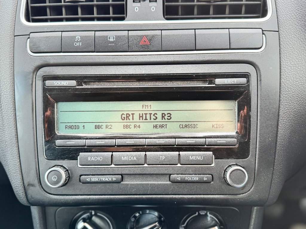 Used Volkswagen Polo 2011 for sale - 76848365: Photo 24