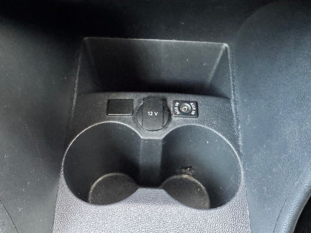 Used Volkswagen Polo 2011 for sale - 76848365: Photo 27