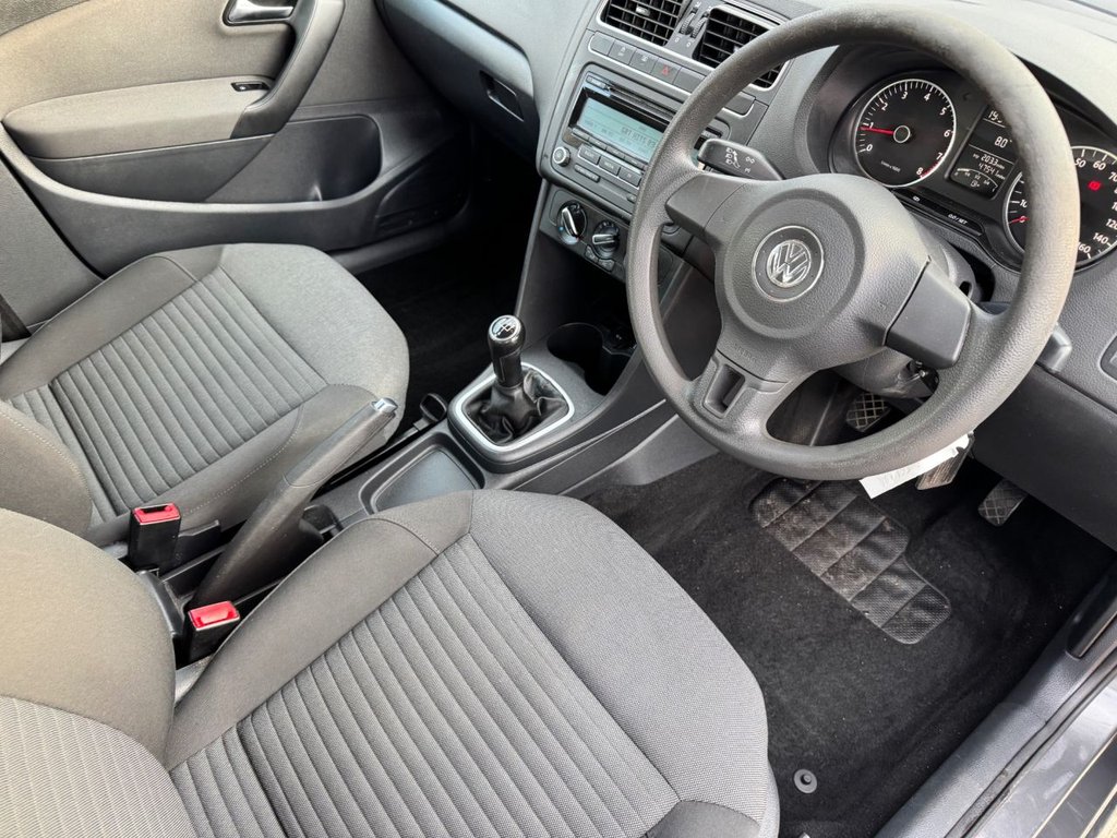 Used Volkswagen Polo 2011 for sale - 76848365: Photo 35