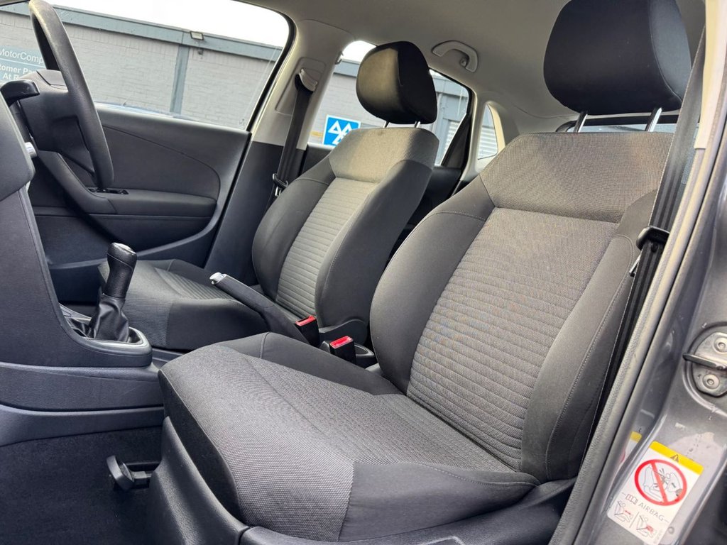 Used Volkswagen Polo 2011 for sale - 76848365: Photo 38