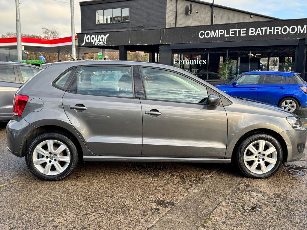 Used Volkswagen Polo 2011 for sale - 76848365: Photo 4