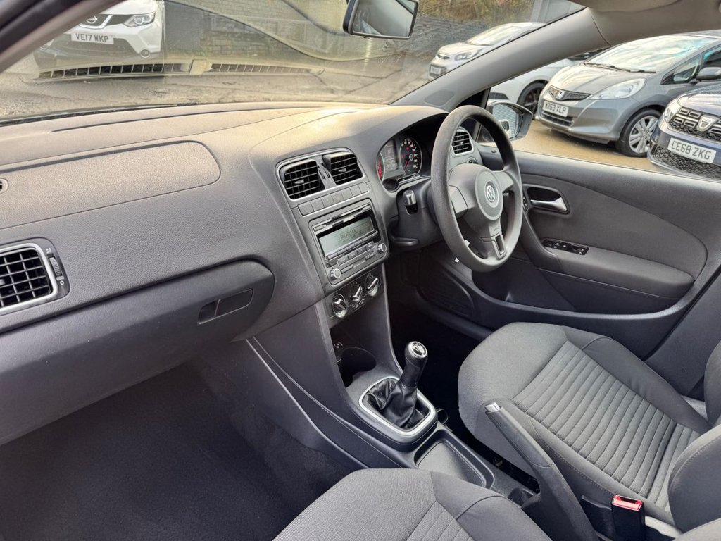 Used Volkswagen Polo 2011 for sale - 76848365: Photo 40