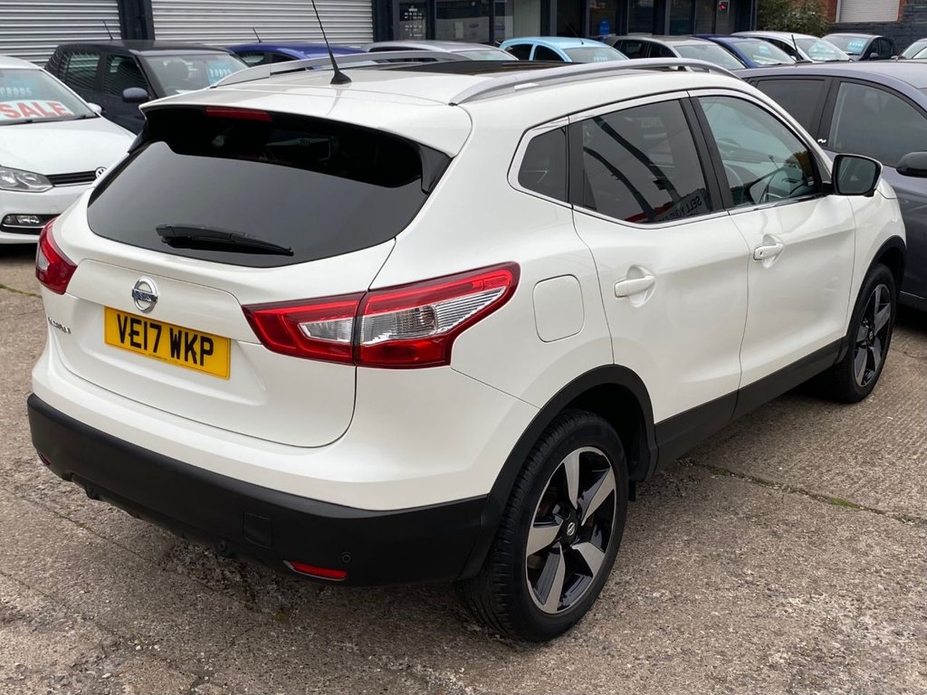 Used Nissan Qashqai 2017 for sale - 76267203: Photo 14