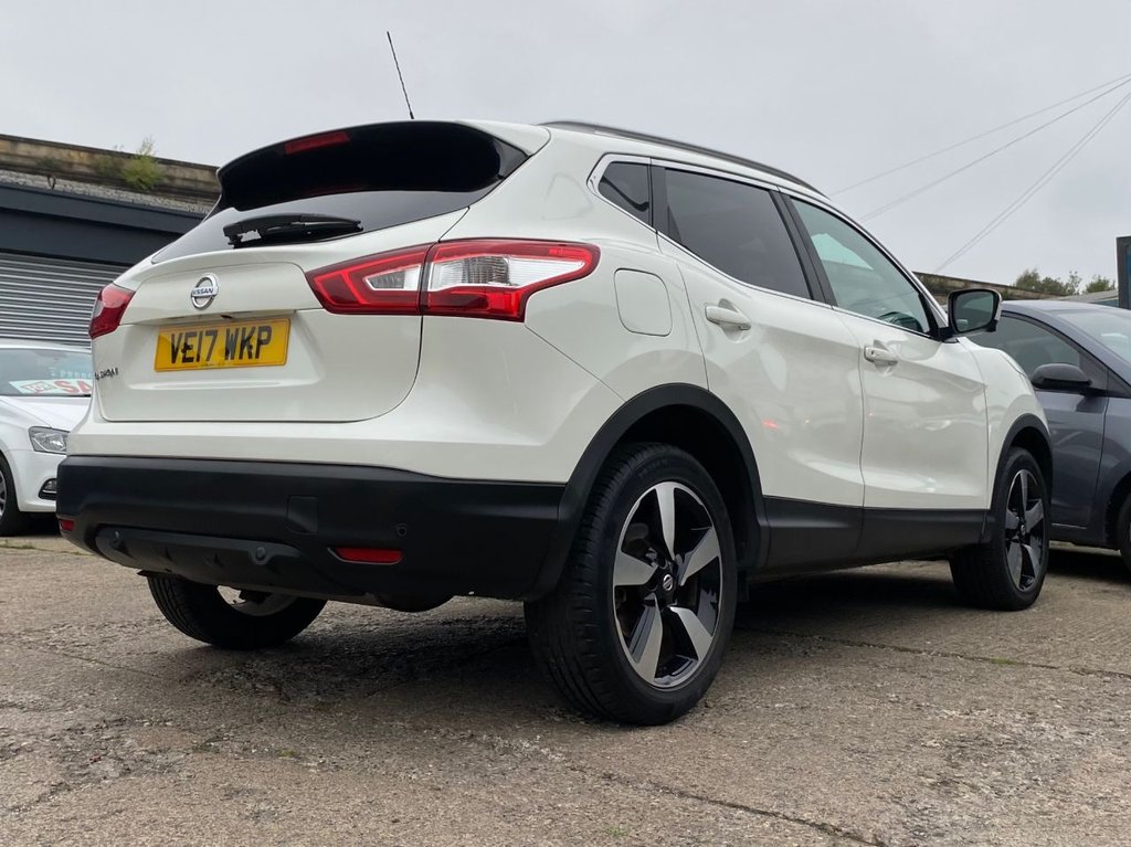 Used Nissan Qashqai 2017 for sale - 76267203: Photo 15