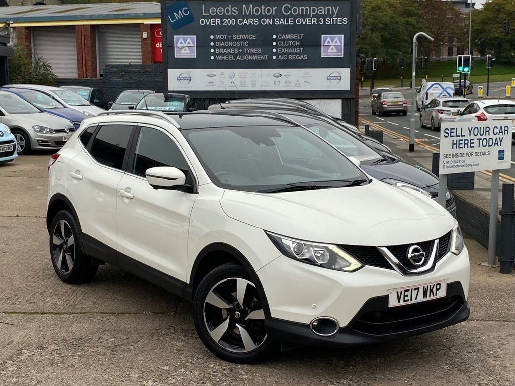 Used Nissan Qashqai 2017 for sale - 76267203: Photo 2
