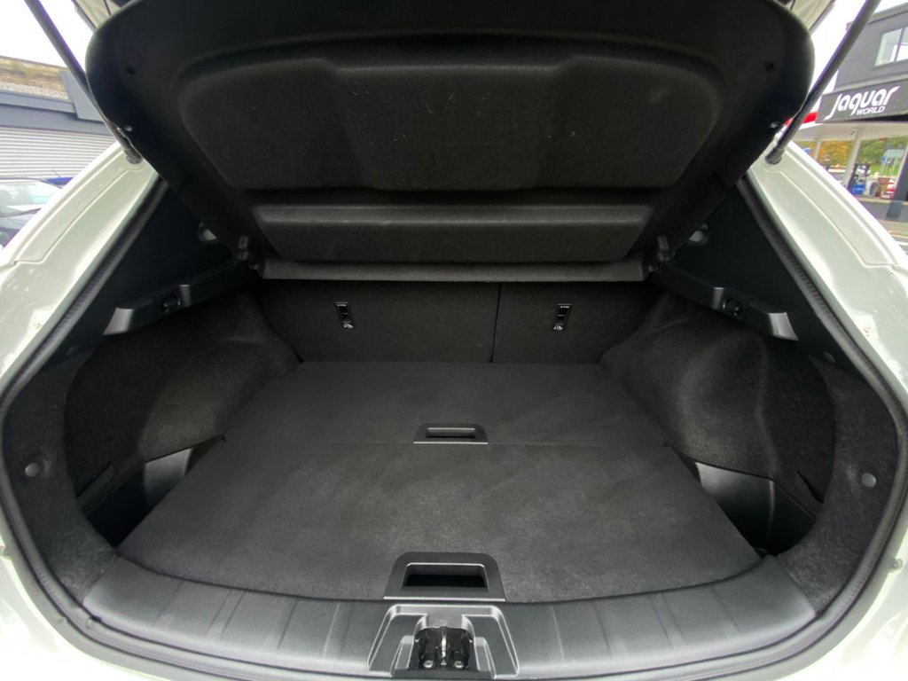 Used Nissan Qashqai 2017 for sale - 76267203: Photo 20