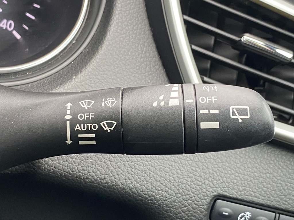 Used Nissan Qashqai 2017 for sale - 76267203: Photo 50