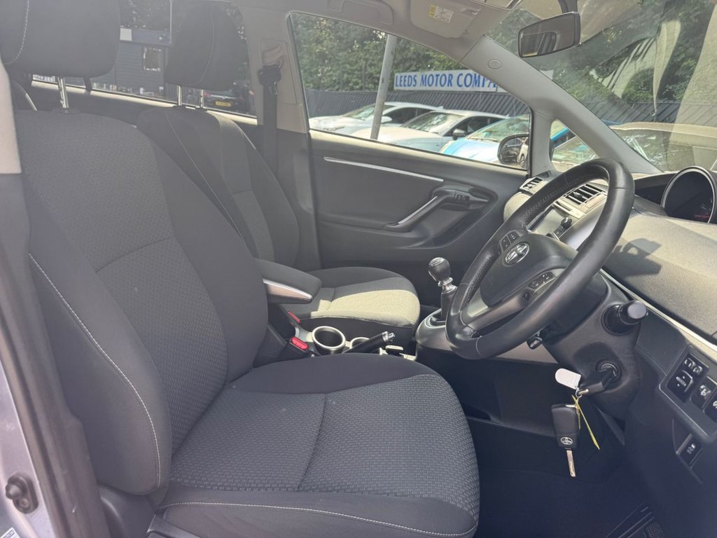 Used Toyota Verso 2013 for sale - 76685891: Photo 31