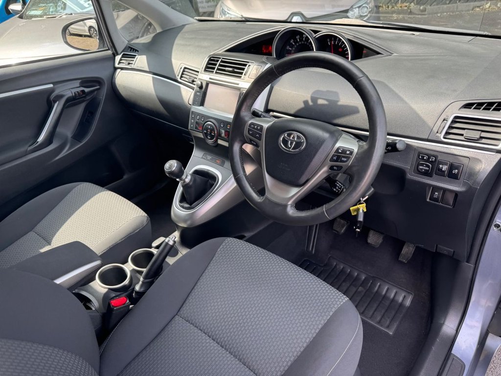 Used Toyota Verso 2013 for sale - 76685891: Photo 32