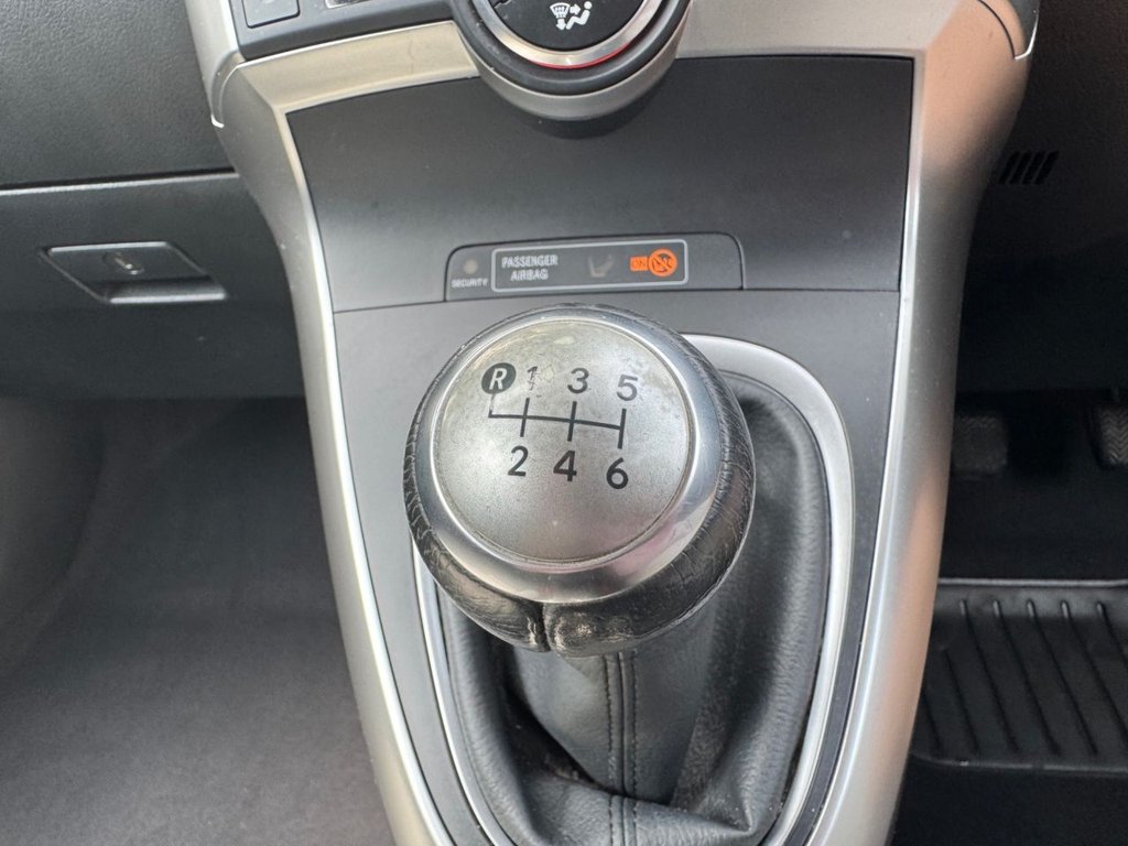 Used Toyota Verso 2013 for sale - 76685891: Photo 38