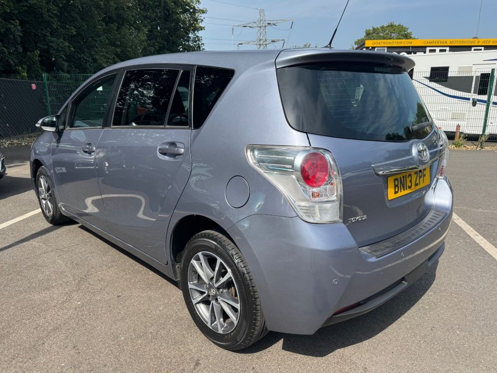 Used Toyota Verso 2013 for sale - 76685891: Photo 6