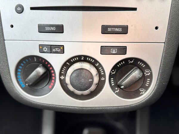 Used Vauxhall Corsa 2011 for sale - 75346697: Photo 26