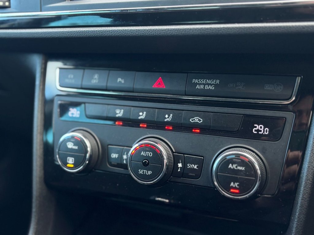 Used SEAT Leon 2018 for sale - 76642387: Photo 39