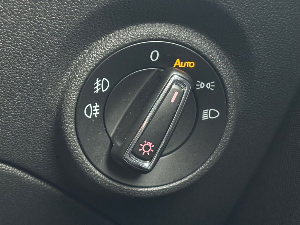 Used SEAT Leon 2018 for sale - 76642387: Photo 47