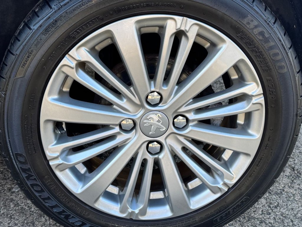 Used Peugeot 208 2016 for sale - 76395982: Photo 16