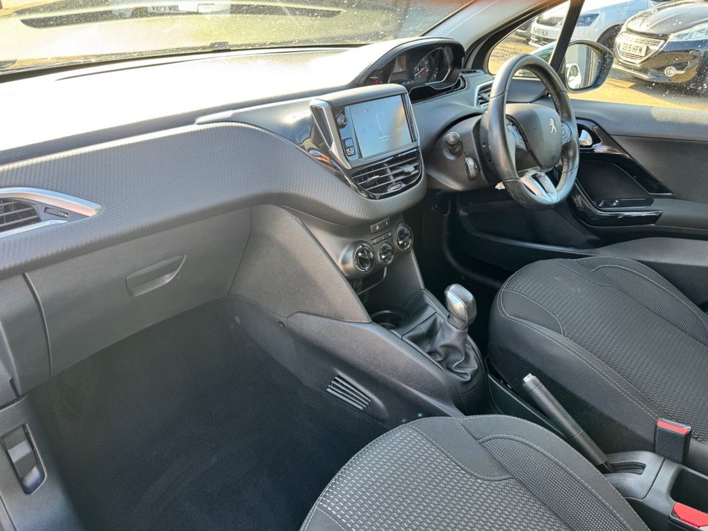 Used Peugeot 208 2016 for sale - 76395982: Photo 39