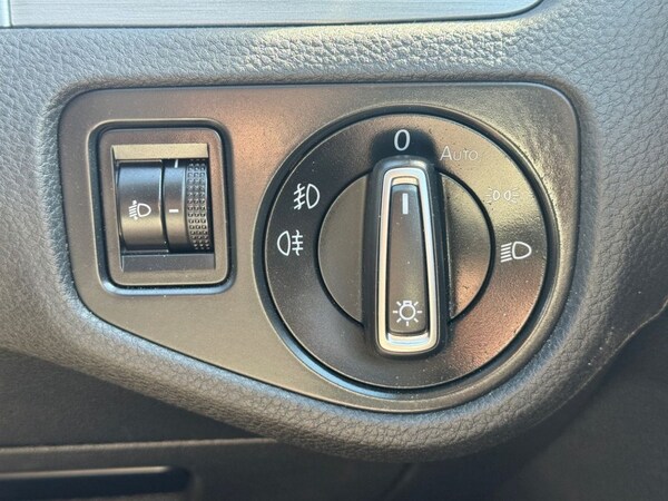 Used Volkswagen Golf 2016 for sale - 74722011: Photo 36