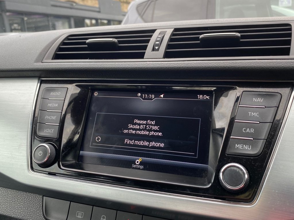 Used Skoda Fabia 2017 for sale - 76235994: Photo 44