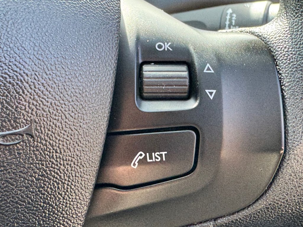 Used Peugeot 208 2015 for sale - 76376110: Photo 29