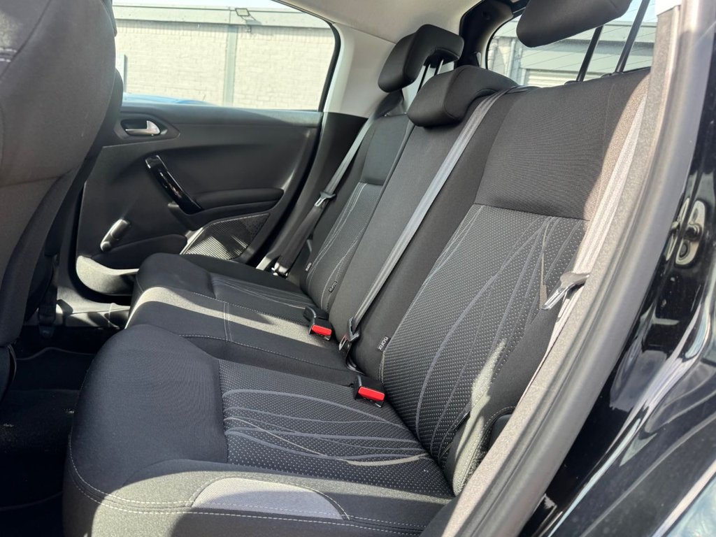 Used Peugeot 208 2015 for sale - 76376110: Photo 37