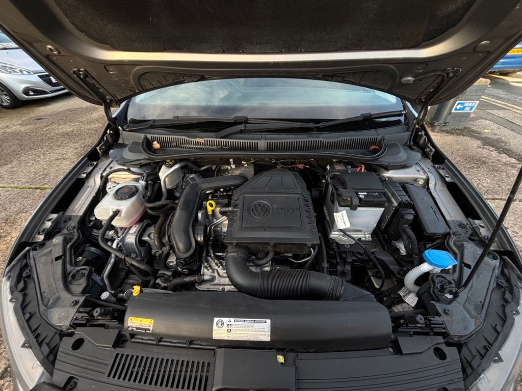 Used Volkswagen Polo 2018 for sale - 76642273: Photo 17