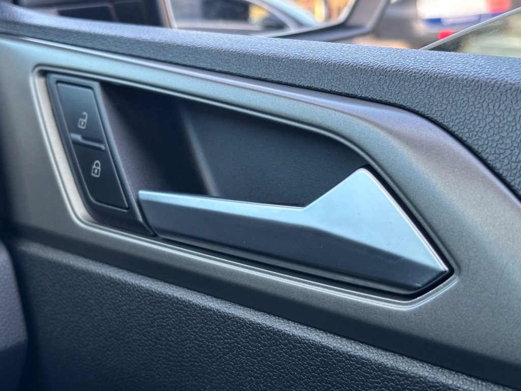 Used Volkswagen Polo 2018 for sale - 76642273: Photo 46