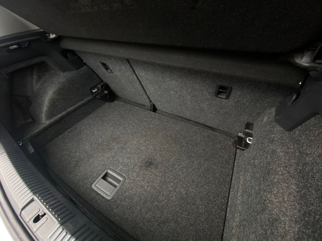 Used Volkswagen Polo 2014 for sale - 76291355: Photo 21