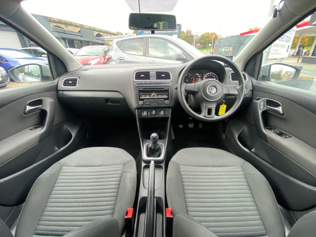 Used Volkswagen Polo 2014 for sale - 76291355: Photo 32