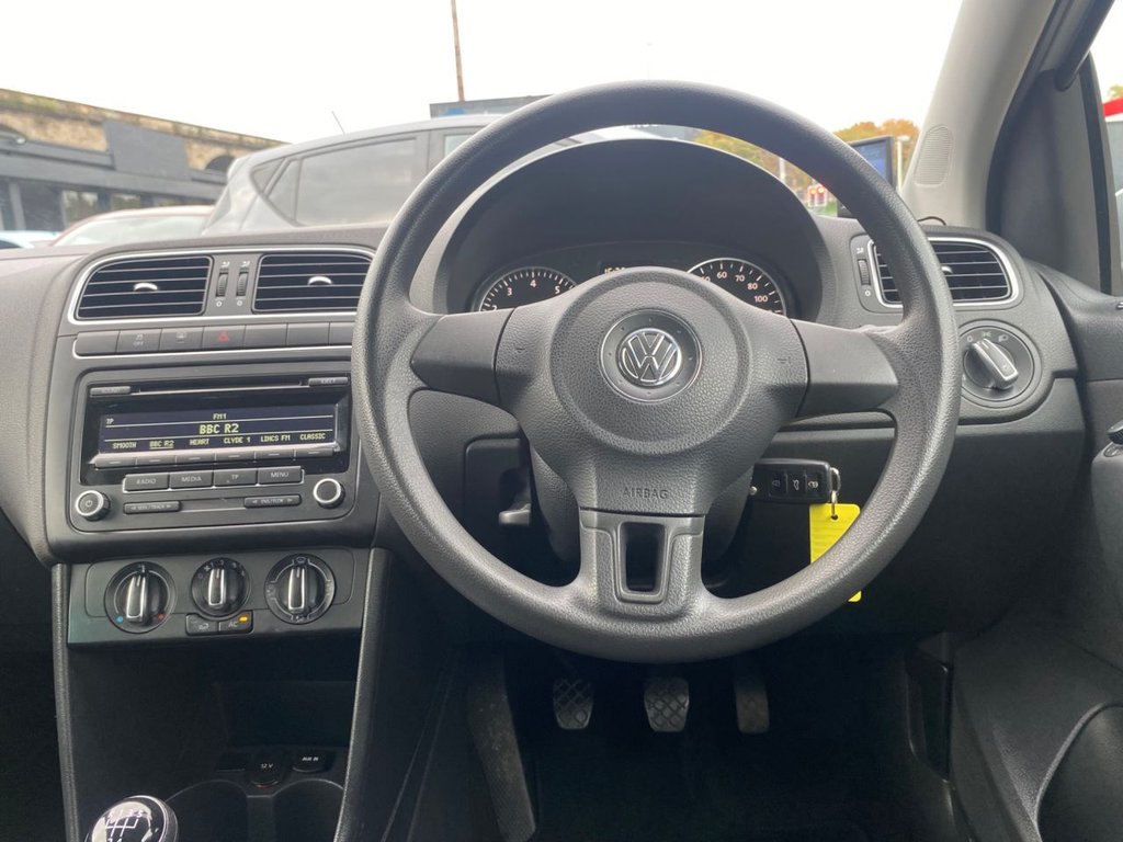 Used Volkswagen Polo 2014 for sale - 76291355: Photo 34