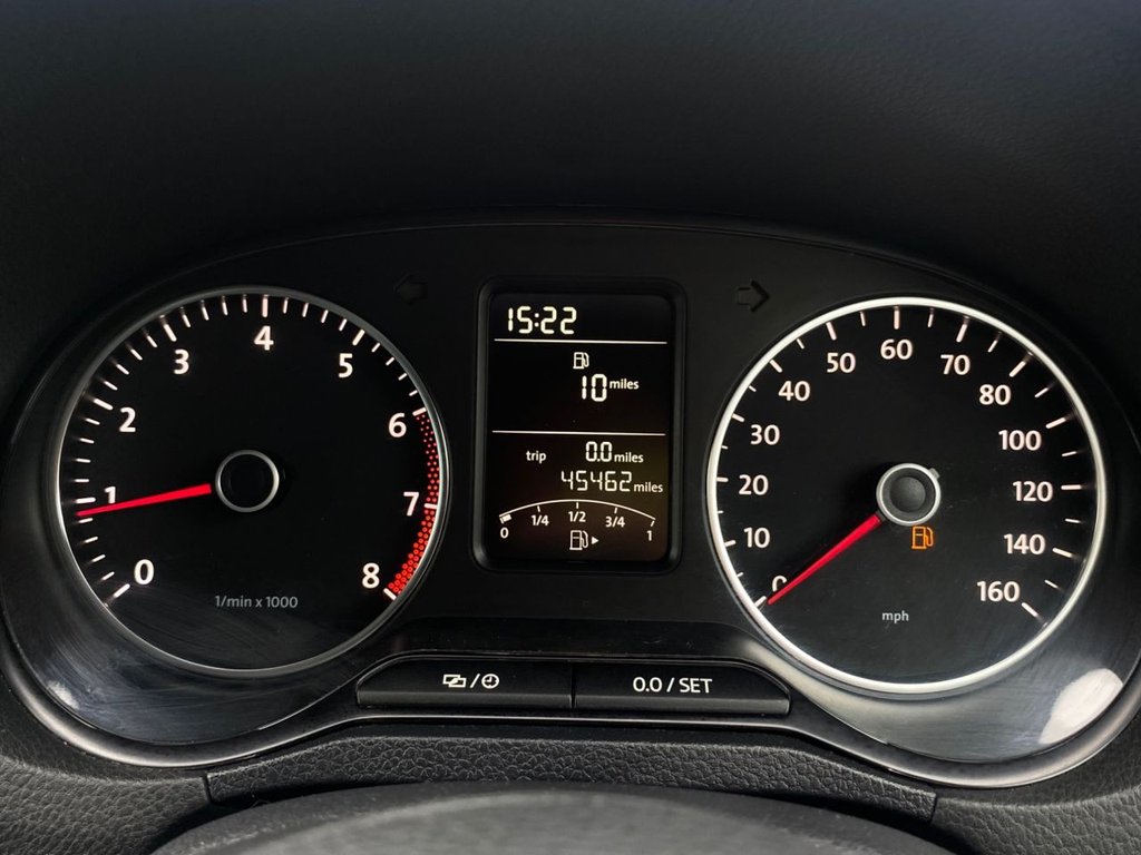 Used Volkswagen Polo 2014 for sale - 76291355: Photo 35