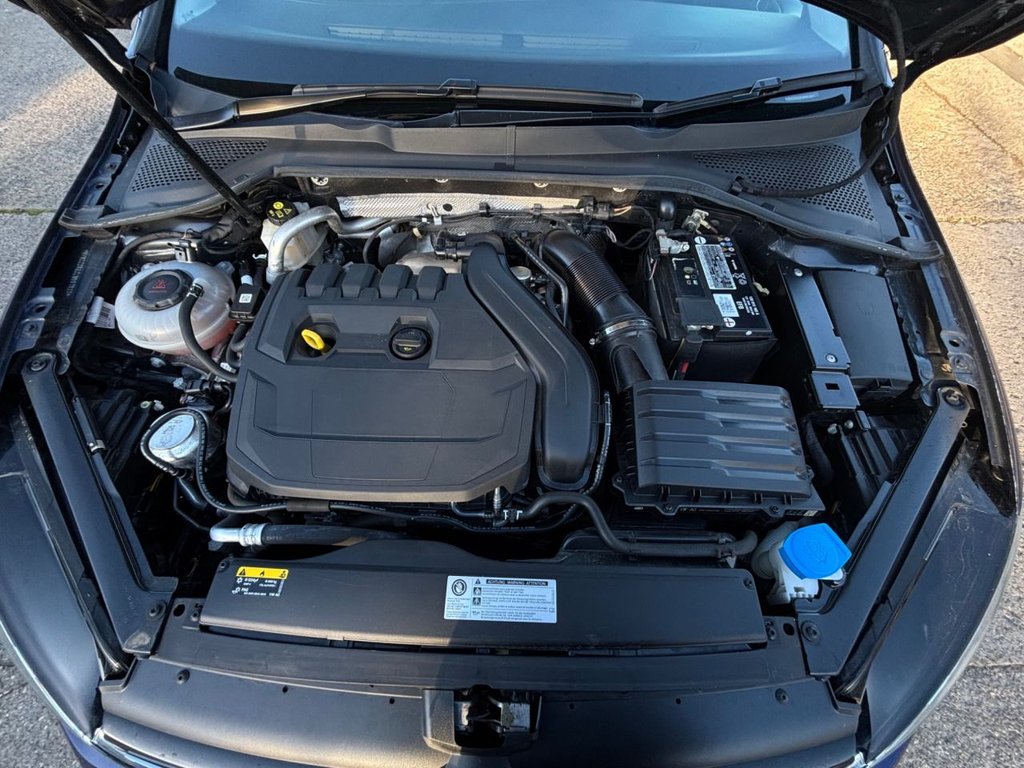 Used Volkswagen Golf 2020 for sale - 76642319: Photo 22