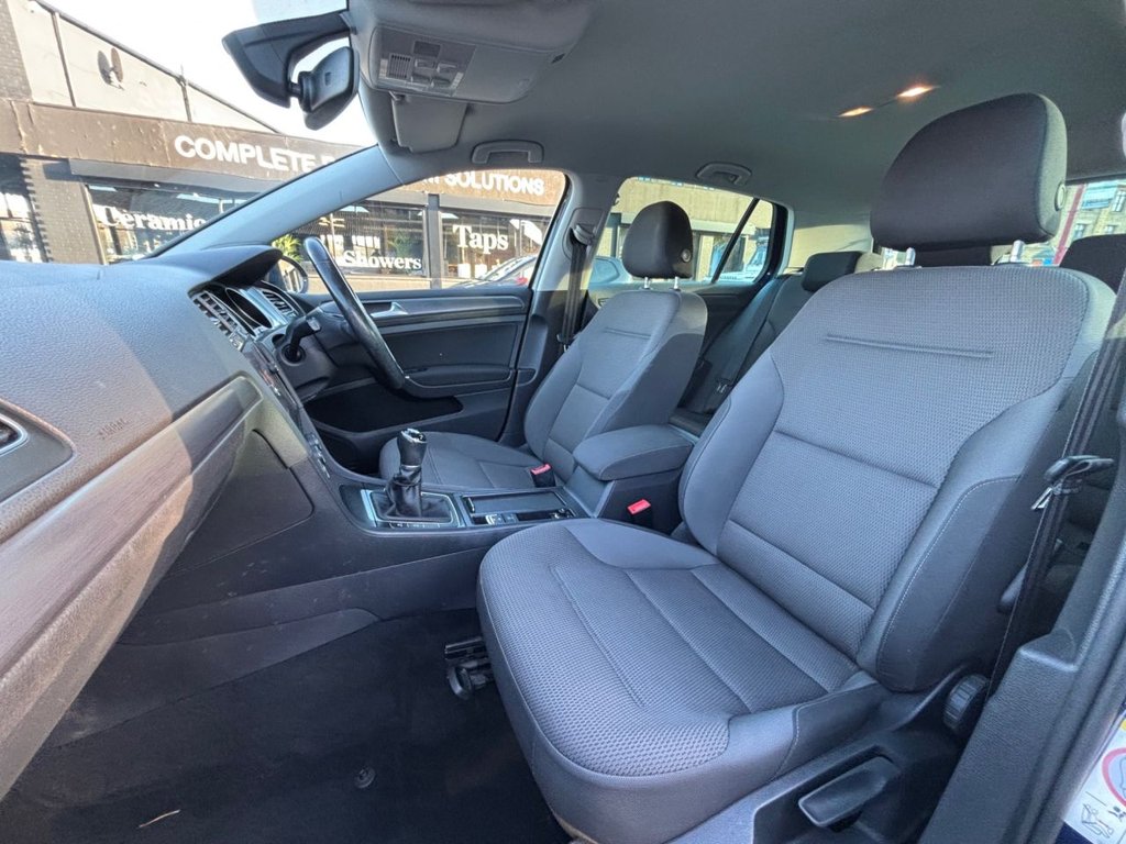 Used Volkswagen Golf 2020 for sale - 76642319: Photo 32