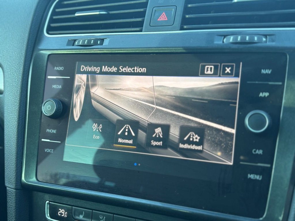 Used Volkswagen Golf 2020 for sale - 76642319: Photo 50