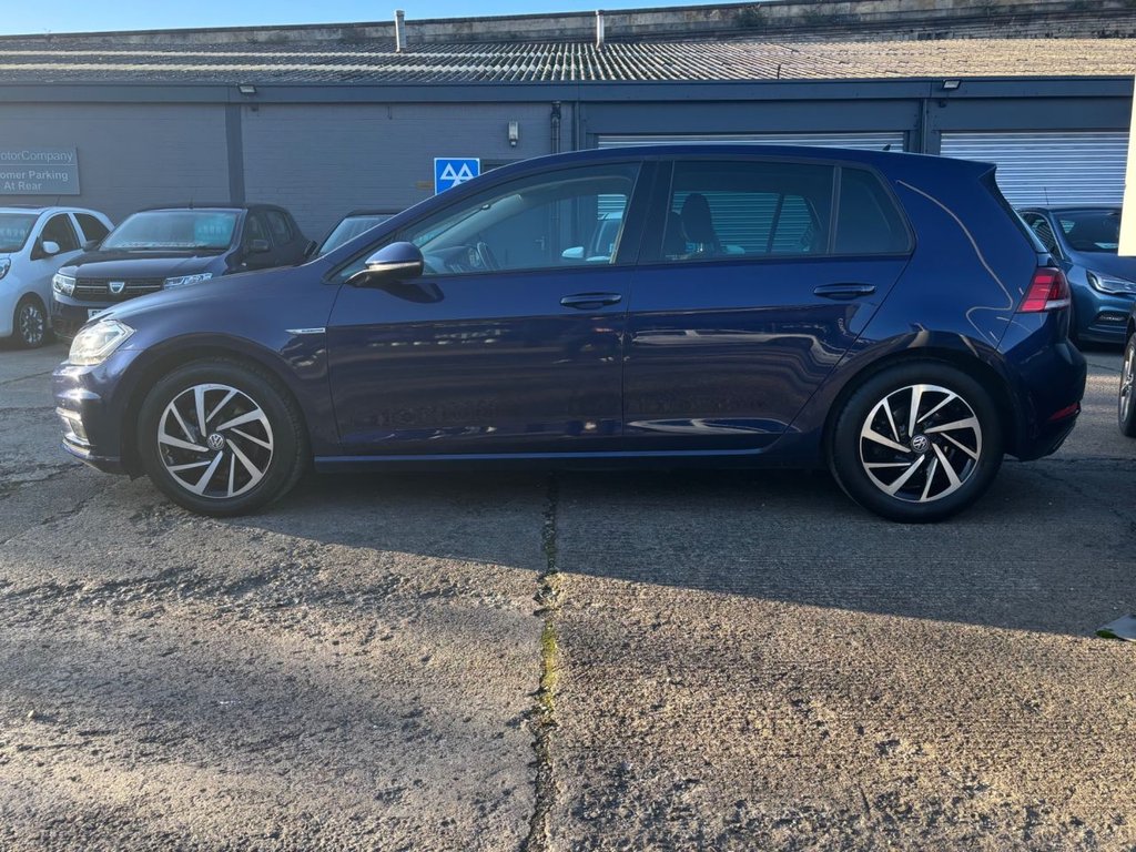 Used Volkswagen Golf 2020 for sale - 76642319: Photo 9