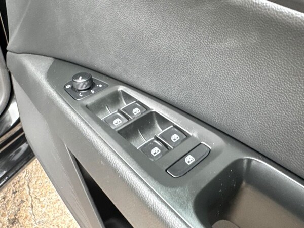Used SEAT Leon 2019 for sale - 76235862: Photo 38