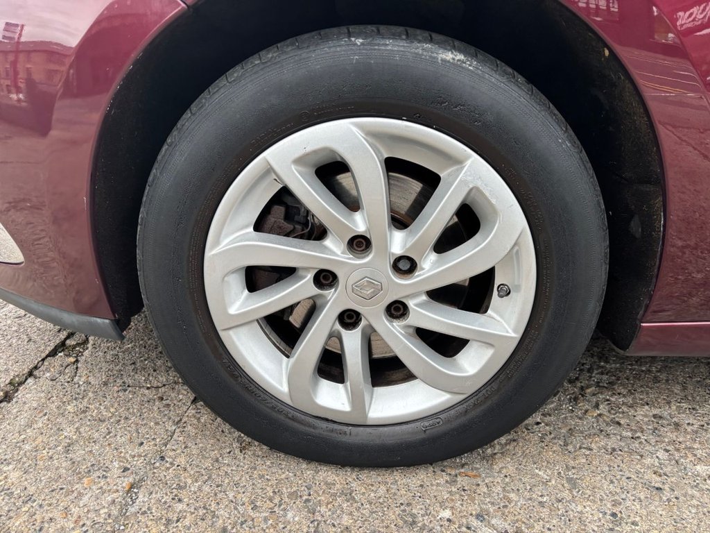 Used Renault Scenic 2015 for sale - 76417170: Photo 17