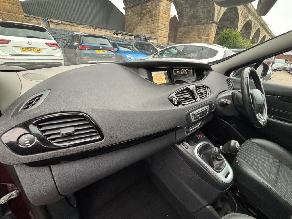 Used Renault Scenic 2015 for sale - 76417170: Photo 23