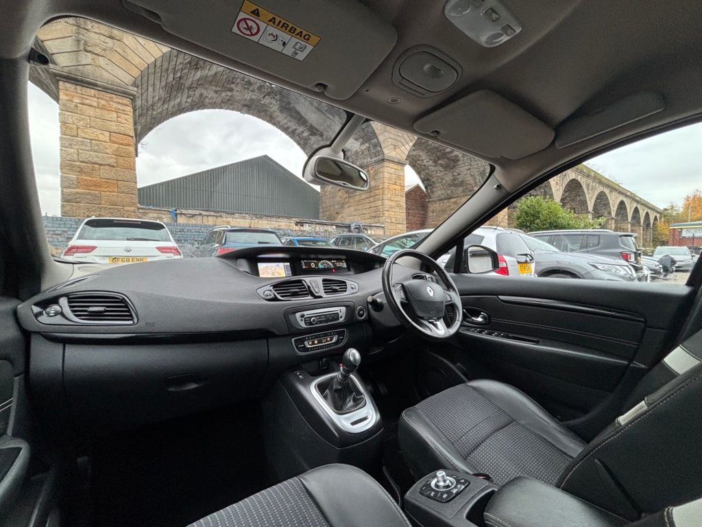 Used Renault Scenic 2015 for sale - 76417170: Photo 30