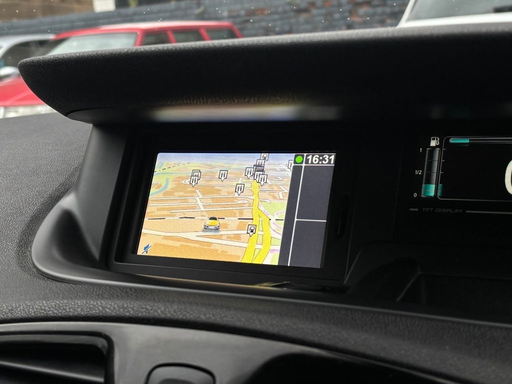 Used Renault Scenic 2015 for sale - 76417170: Photo 35