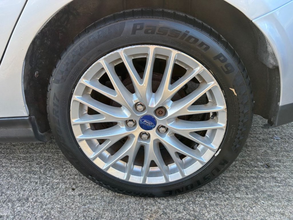 Used Ford Focus 2012 for sale - 76604365: Photo 12