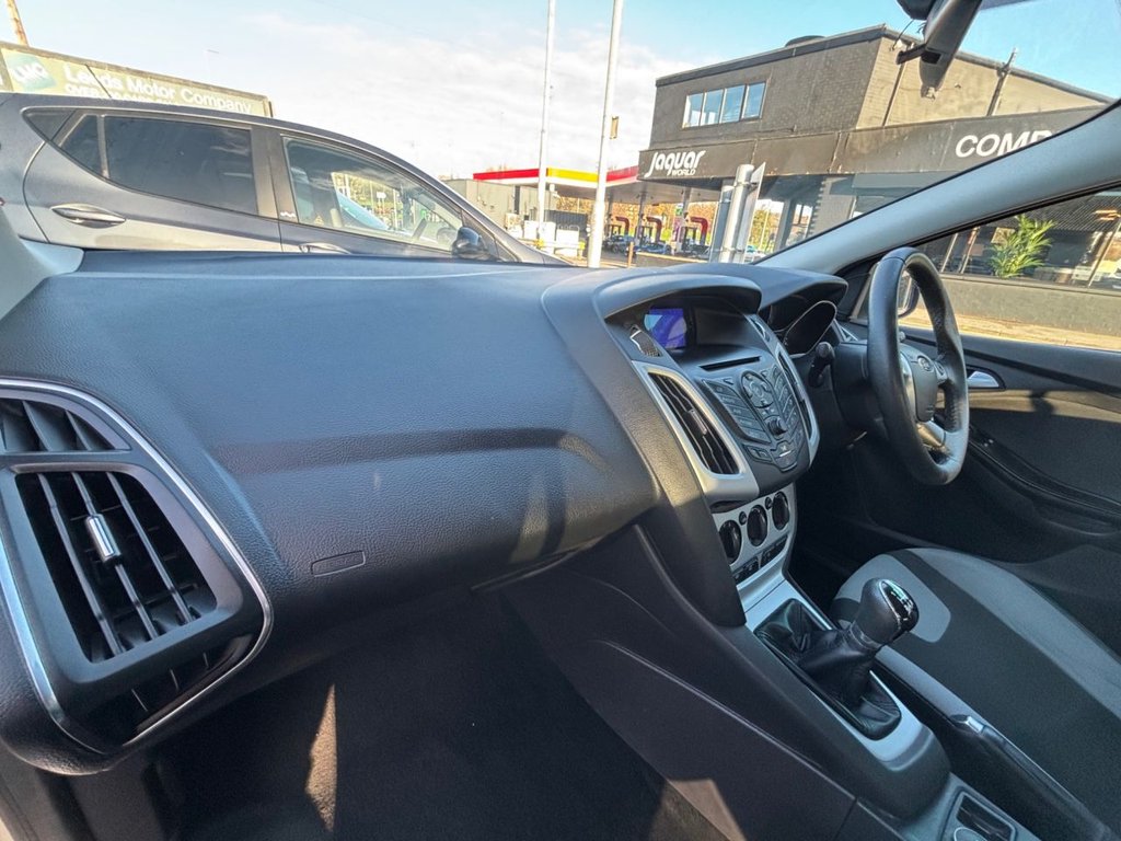 Used Ford Focus 2012 for sale - 76604365: Photo 26