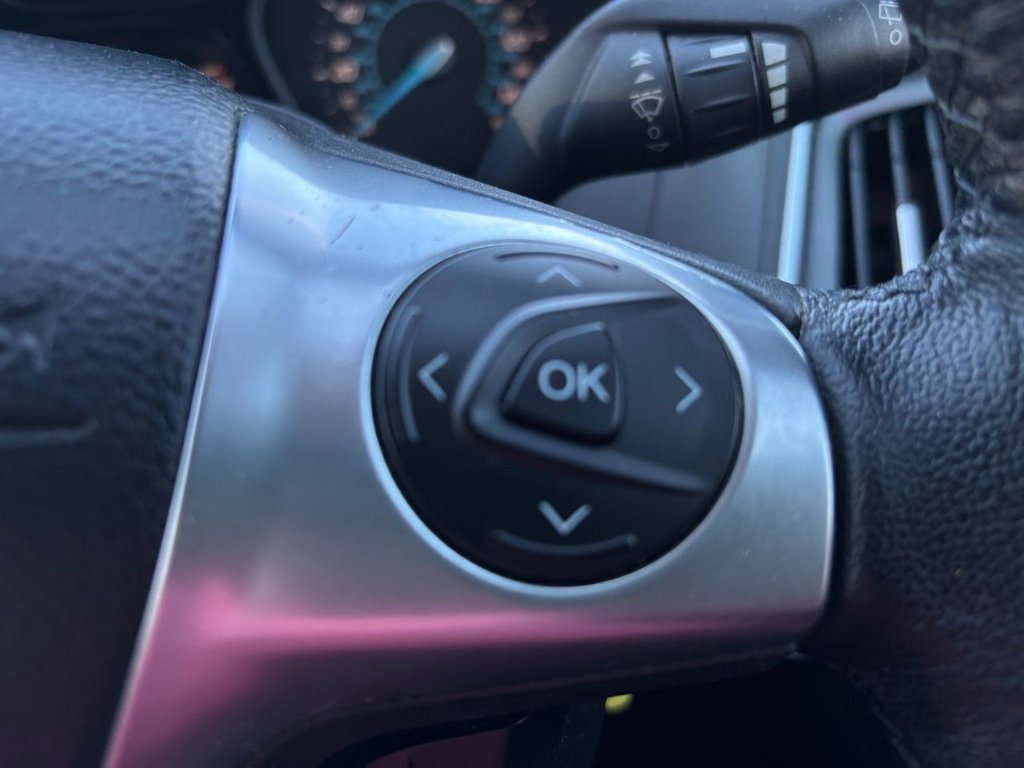 Used Ford Focus 2012 for sale - 76604365: Photo 44