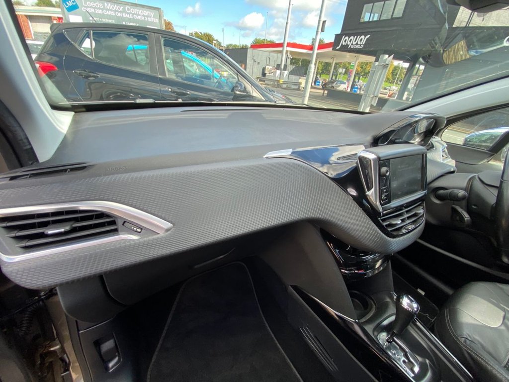 Used Peugeot 2008 2015 for sale - 75777357: Photo 26