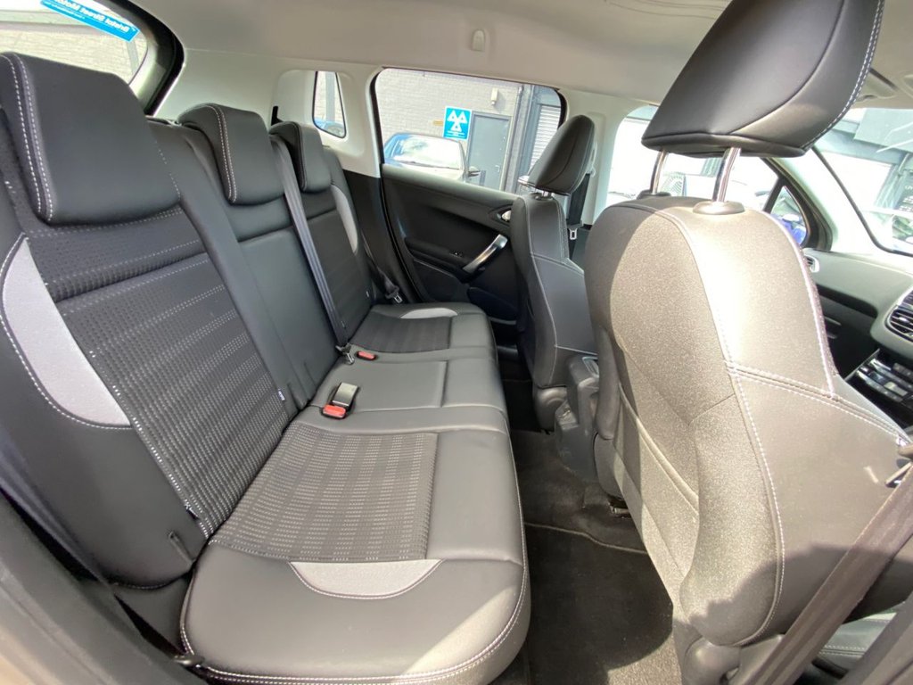 Used Peugeot 2008 2015 for sale - 75777357: Photo 30