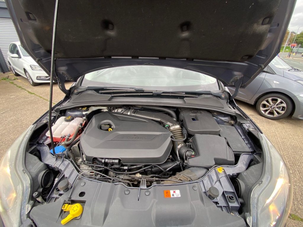 Used Ford Focus 2012 for sale - 76202886: Photo 14