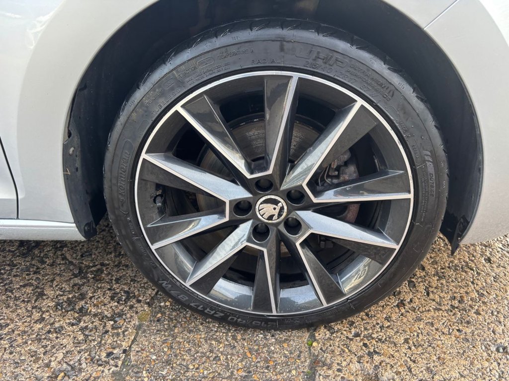 Used Skoda Rapid Spaceback 2017 for sale - 76848463: Photo 25