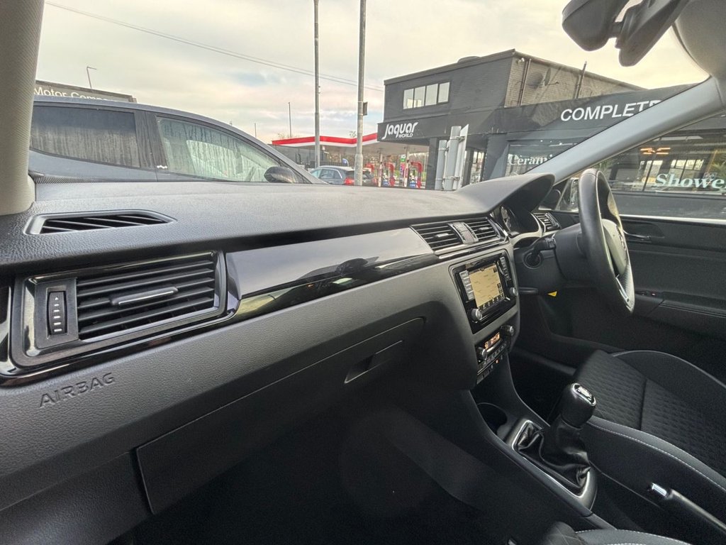 Used Skoda Rapid Spaceback 2017 for sale - 76848463: Photo 29