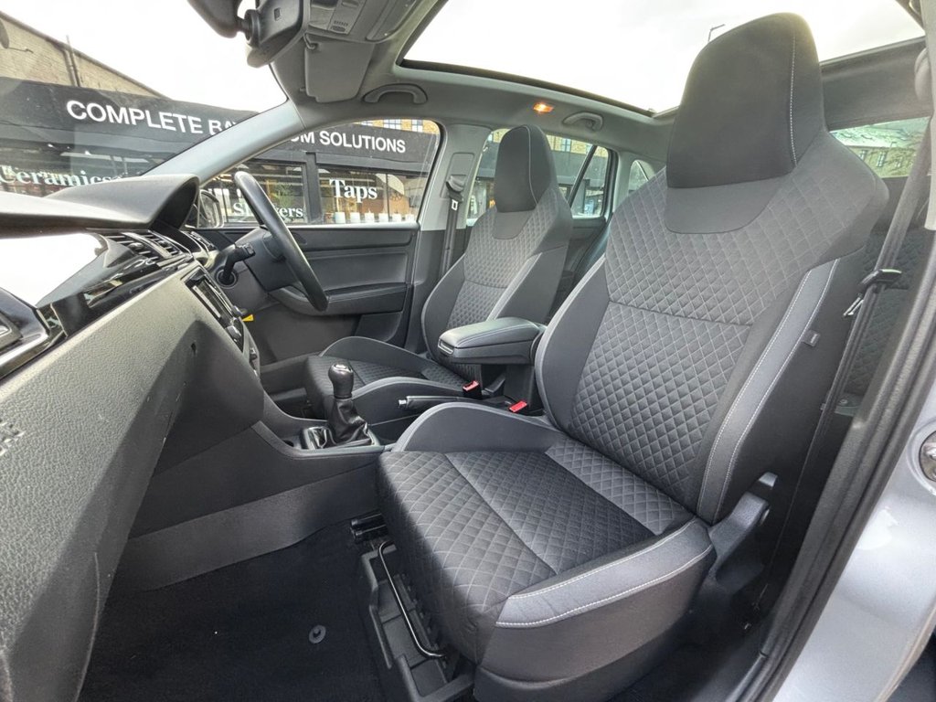 Used Skoda Rapid Spaceback 2017 for sale - 76848463: Photo 30