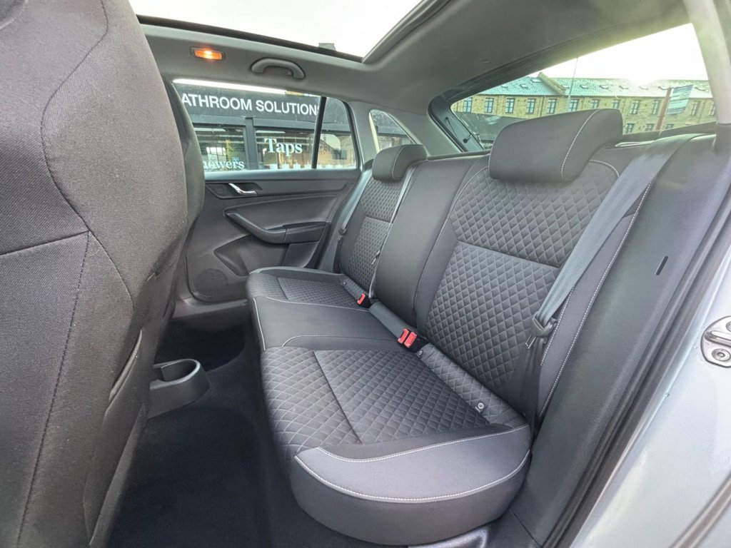 Used Skoda Rapid Spaceback 2017 for sale - 76848463: Photo 31